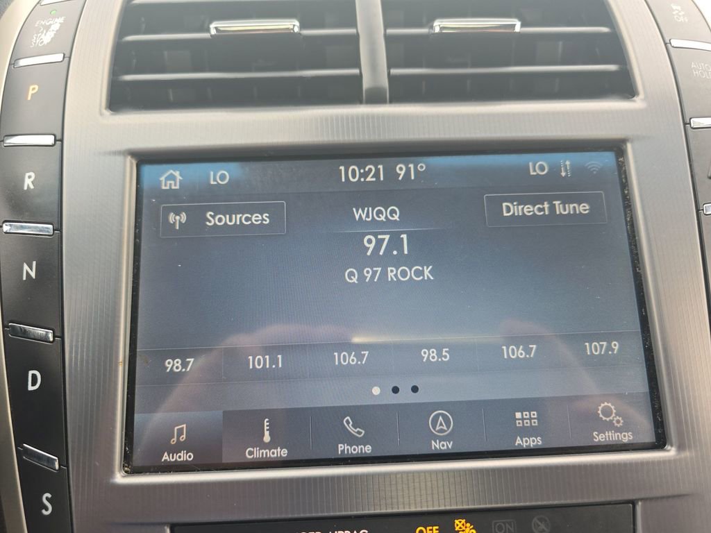 Used 2020 Lincoln MKZ Reserve w/ Elements Package image 16