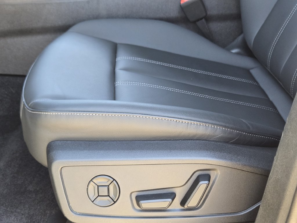 Certified 2026 Audi Q5 Premium AWD/4WD image 31