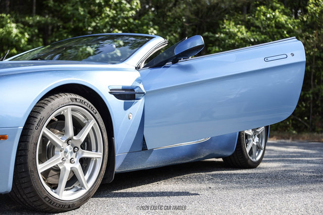 Used 2007 Aston Martin V8 Vantage Roadster RWD image 46