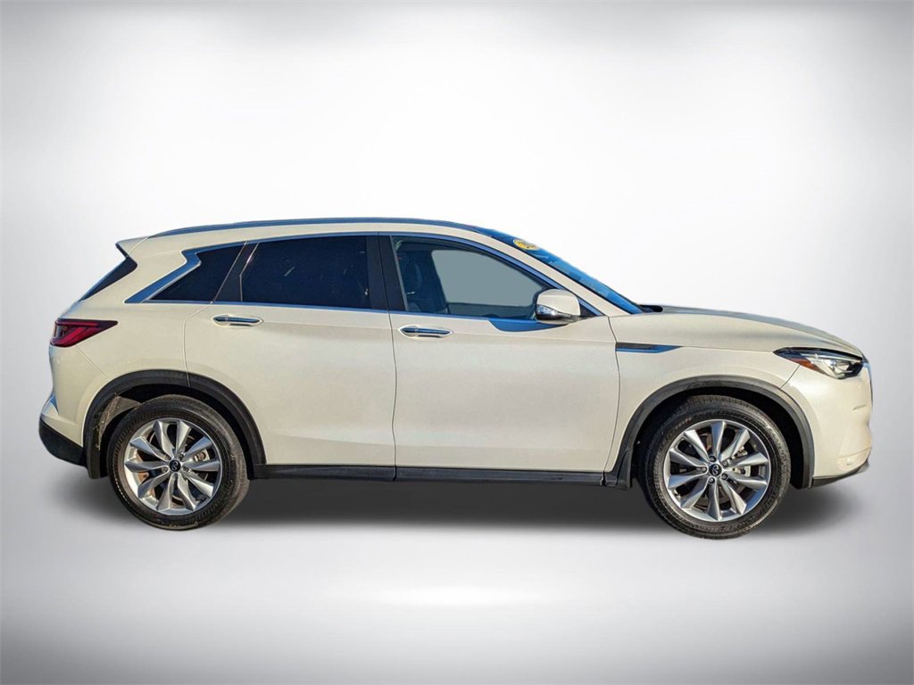 Used 2022 INFINITI QX50 Luxe image 3