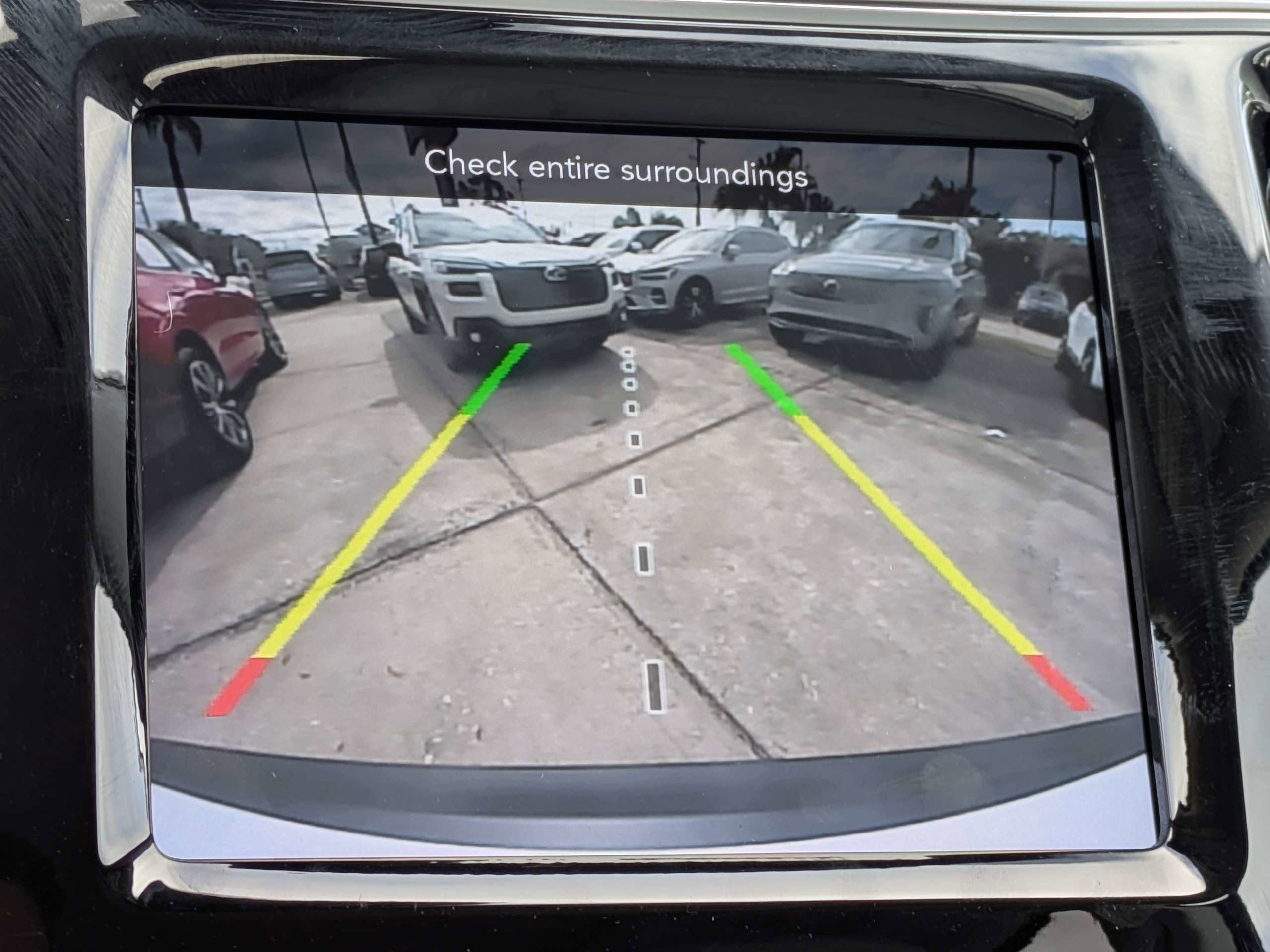 Used 2021 Jeep Cherokee Limited image 30