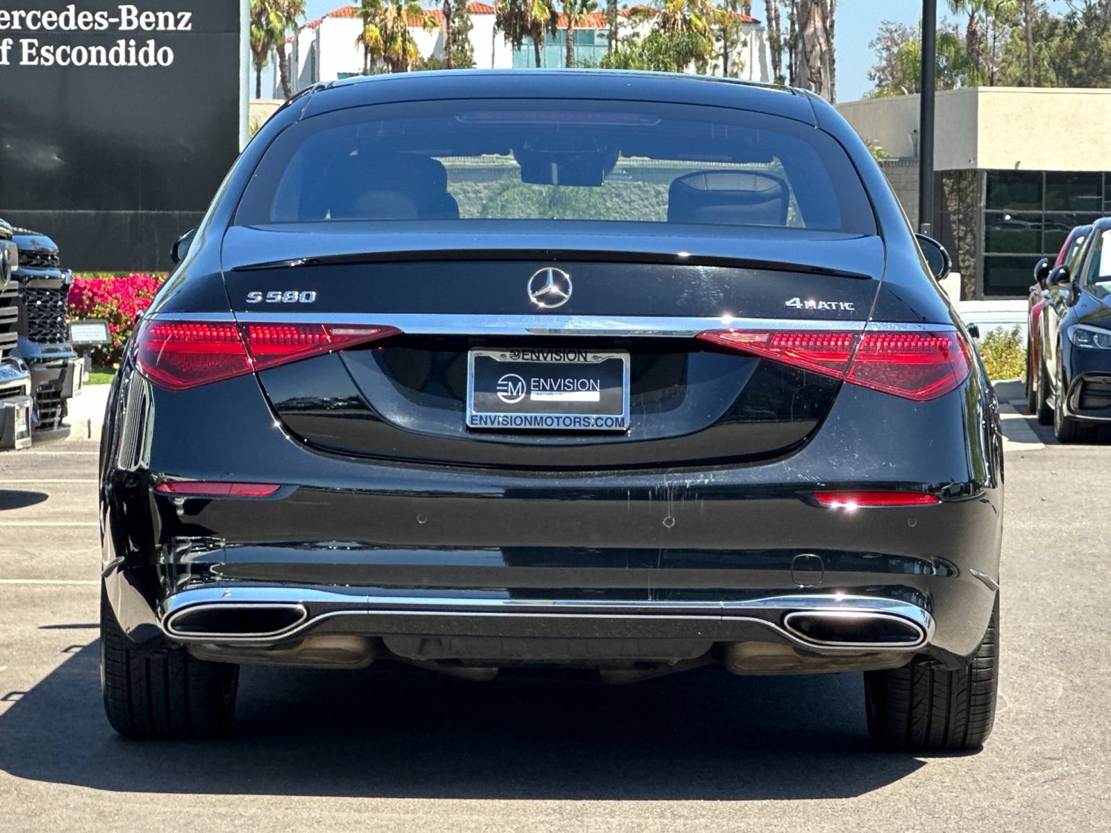 Used 2024 Mercedes-Benz S 580 4MATIC Sedan image 4