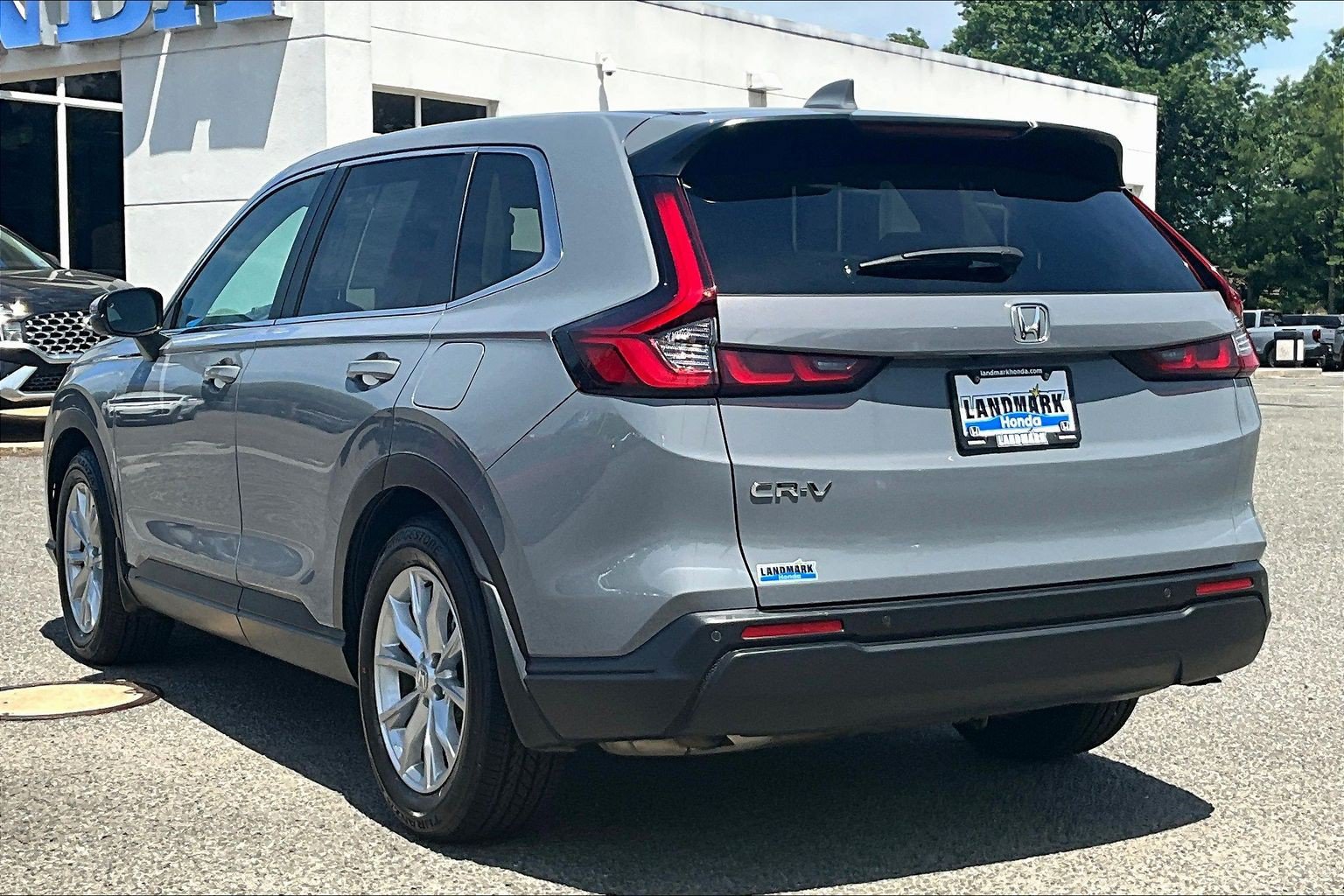 Used 2025 Honda CR-V EX-L image 12