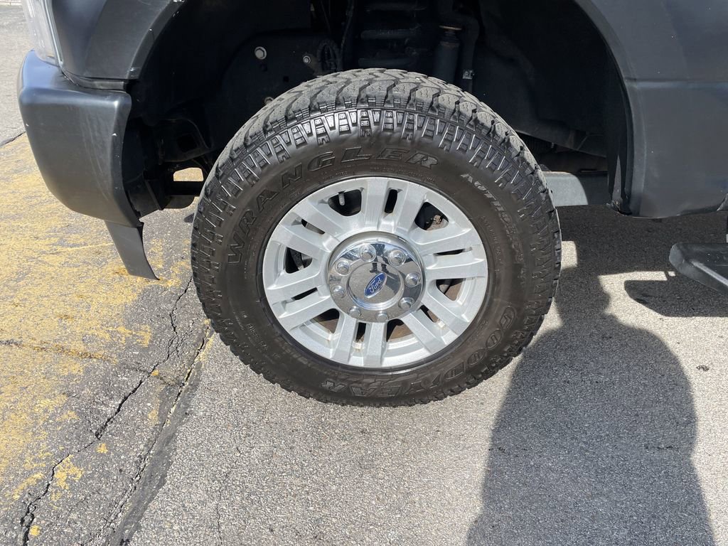 Used 2019 Ford F250 XL w/ STX Appearance Package image 9