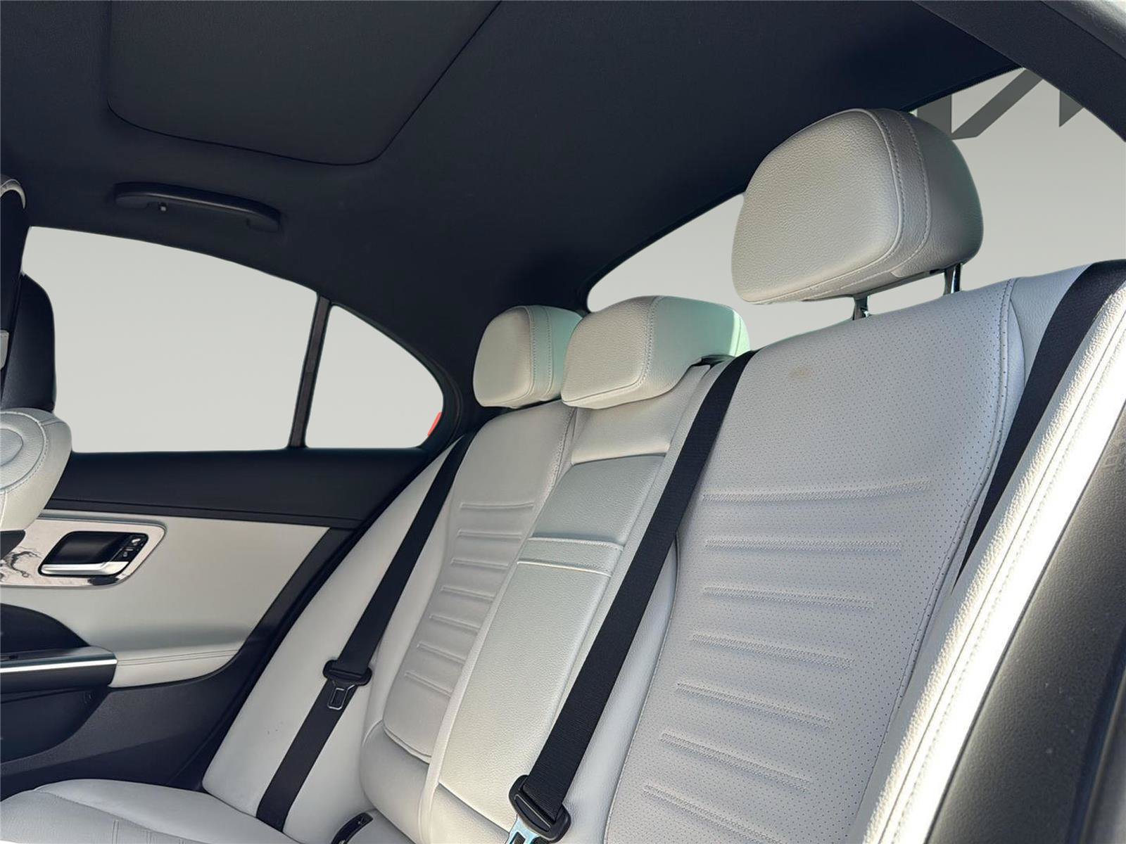 Used 2023 Mercedes-Benz C 300 Sedan image 25