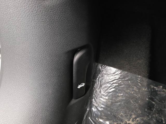 Used 2025 Nissan Sentra S FWD image 22