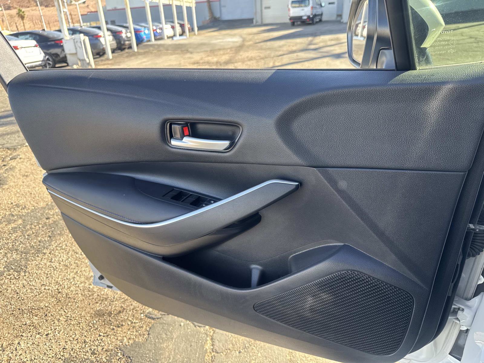 Used 2022 Toyota Corolla SE image 11