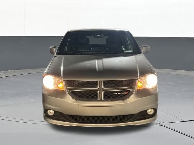 Used 2020 Dodge Grand Caravan GT image 2