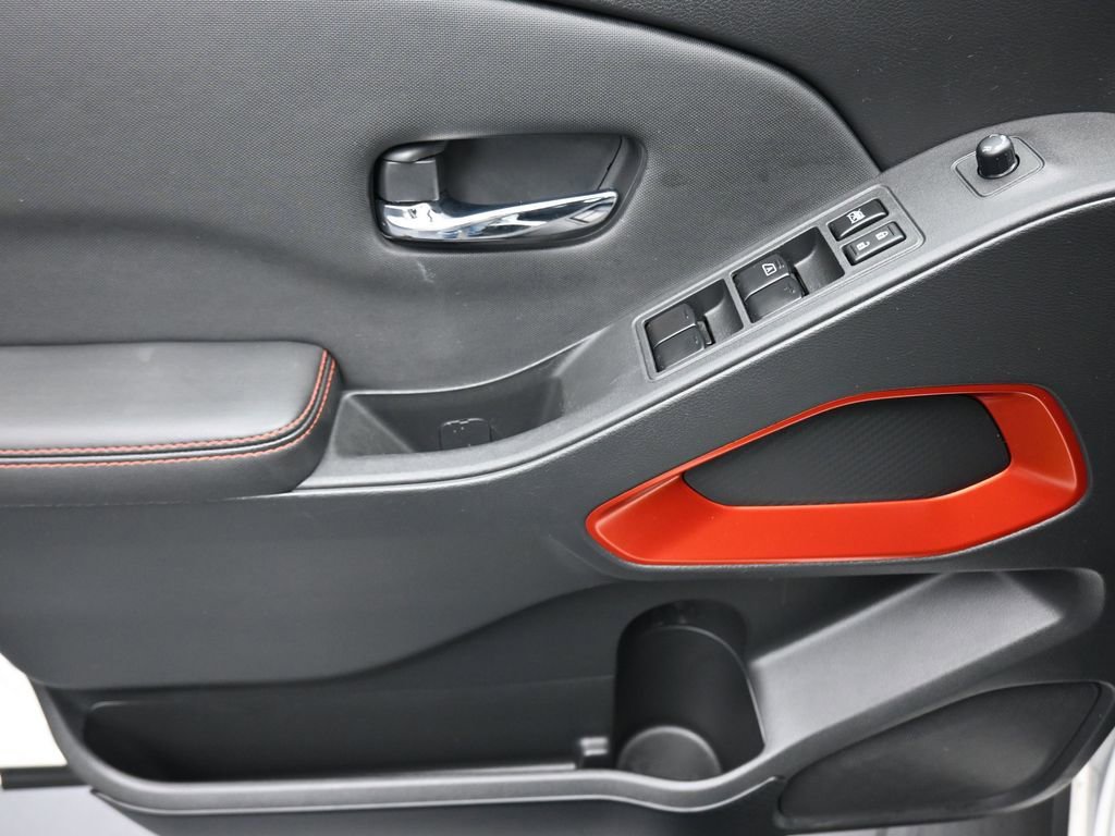 Used 2024 Nissan Frontier PRO-4X w/ Technology Package image 10