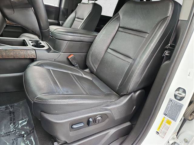 Used 2023 GMC Sierra 3500 Denali w/ Denali Ultimate Package AWD/4WD image 16
