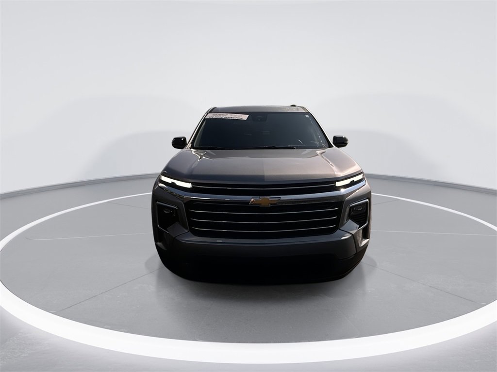 Used 2025 Chevrolet Traverse LT w/ LPO, Floor Liner Package image 3