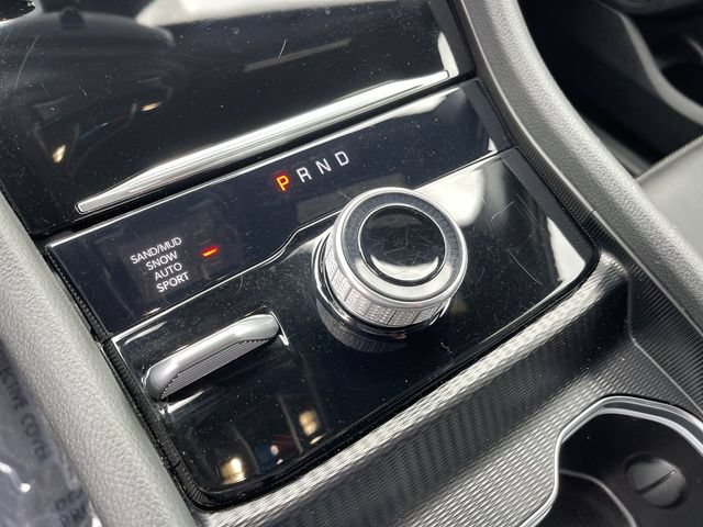 Used 2024 Jeep Grand Cherokee Limited w/ Black Appearance Package AWD/4WD image 22