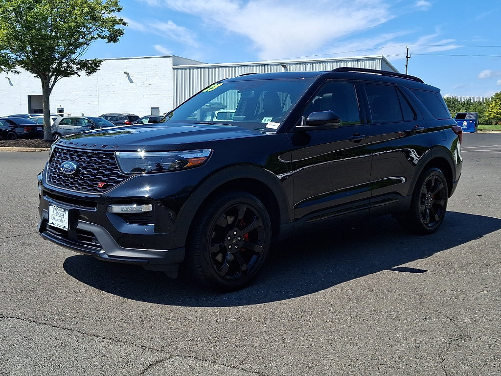 Certified 2023 Ford Explorer ST w/ Equipment Group 401A AWD/4WD image 6