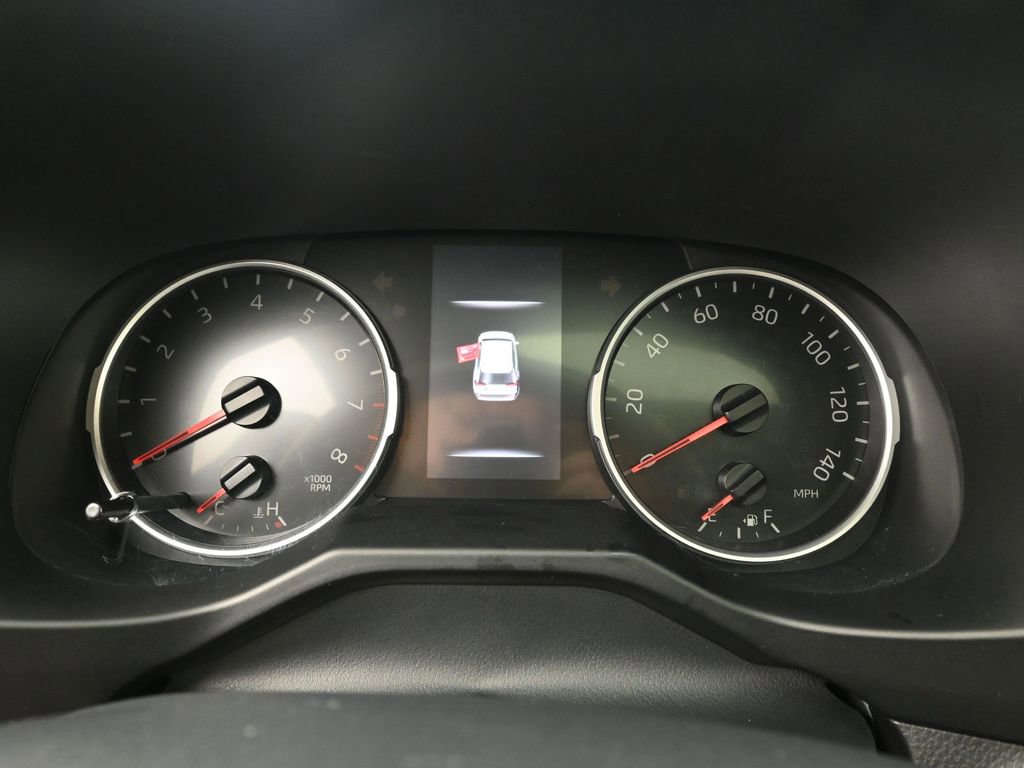 Used 2021 Toyota RAV4 XLE Premium image 31