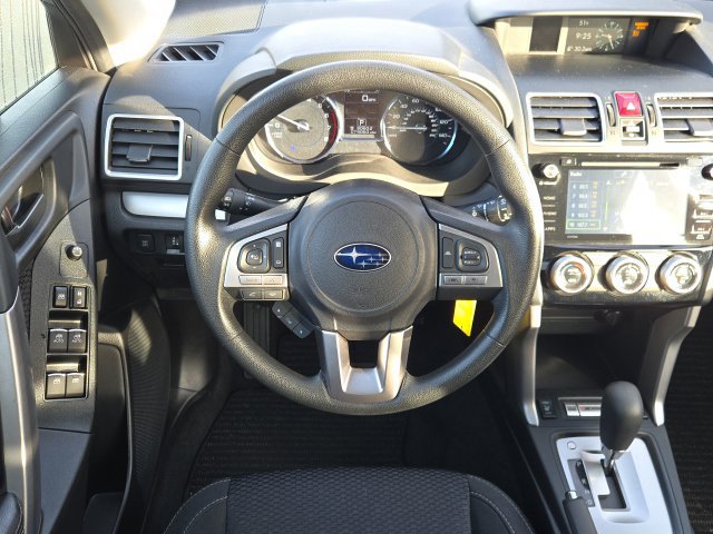Used 2018 Subaru Forester 2.5i Premium AWD/4WD image 2