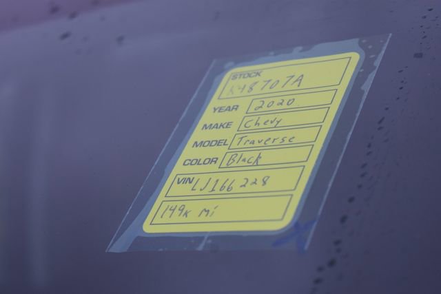 Used 2020 Chevrolet Traverse LT image 14