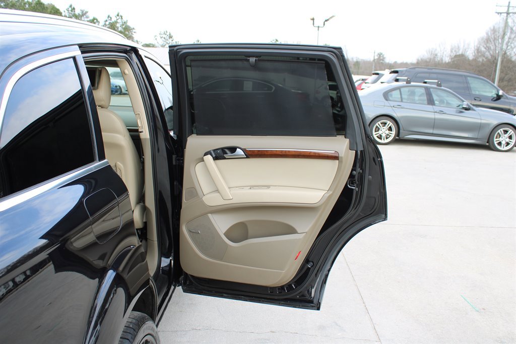 Used 2013 Audi Q7 TDI Prestige w/ Prestige Pkg image 37