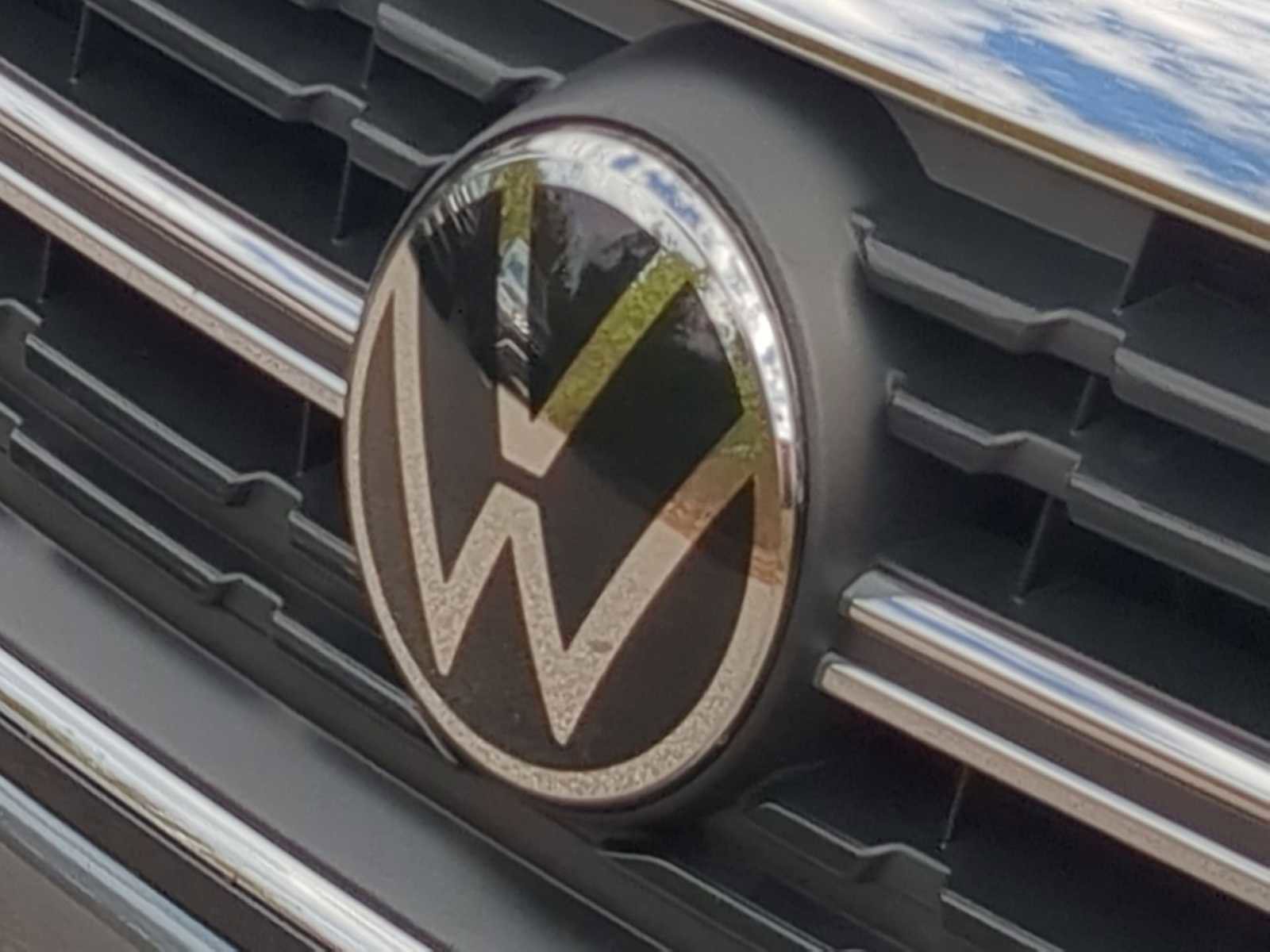 Used 2024 Volkswagen Jetta SEL image 12