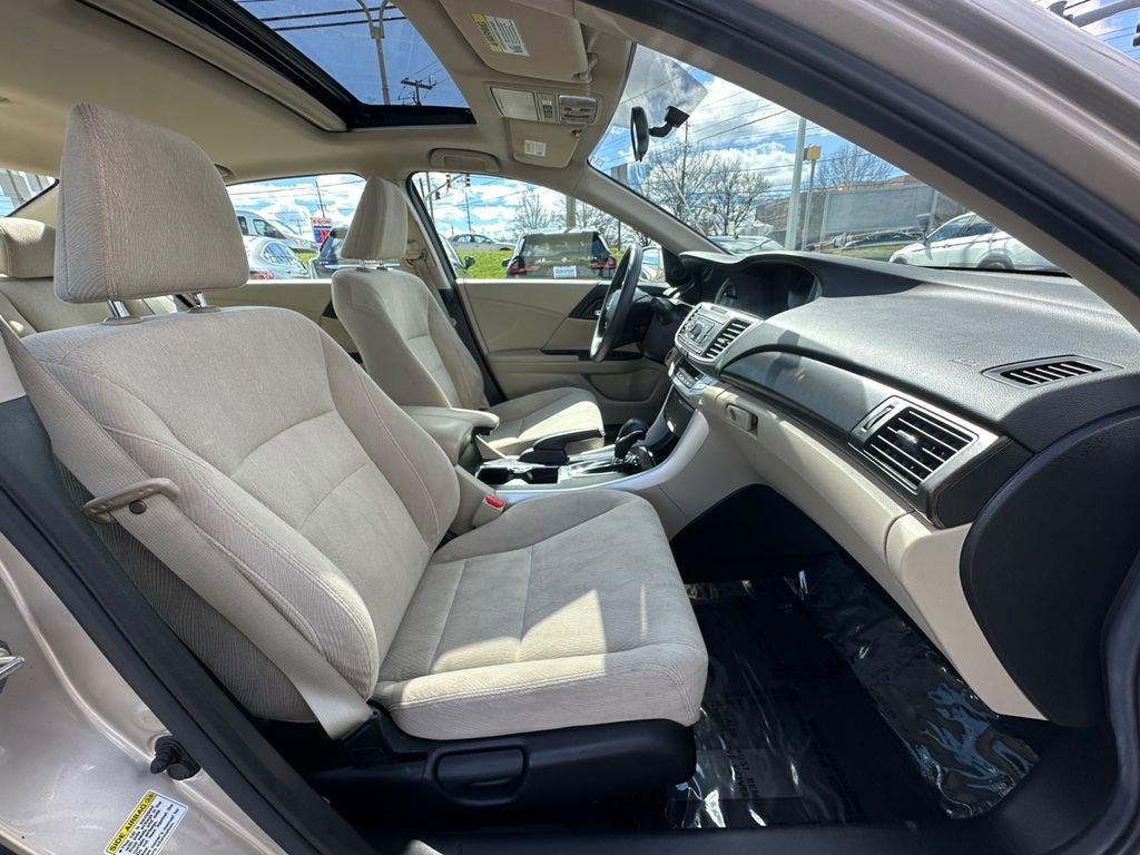 Used 2014 Honda Accord EX image 26