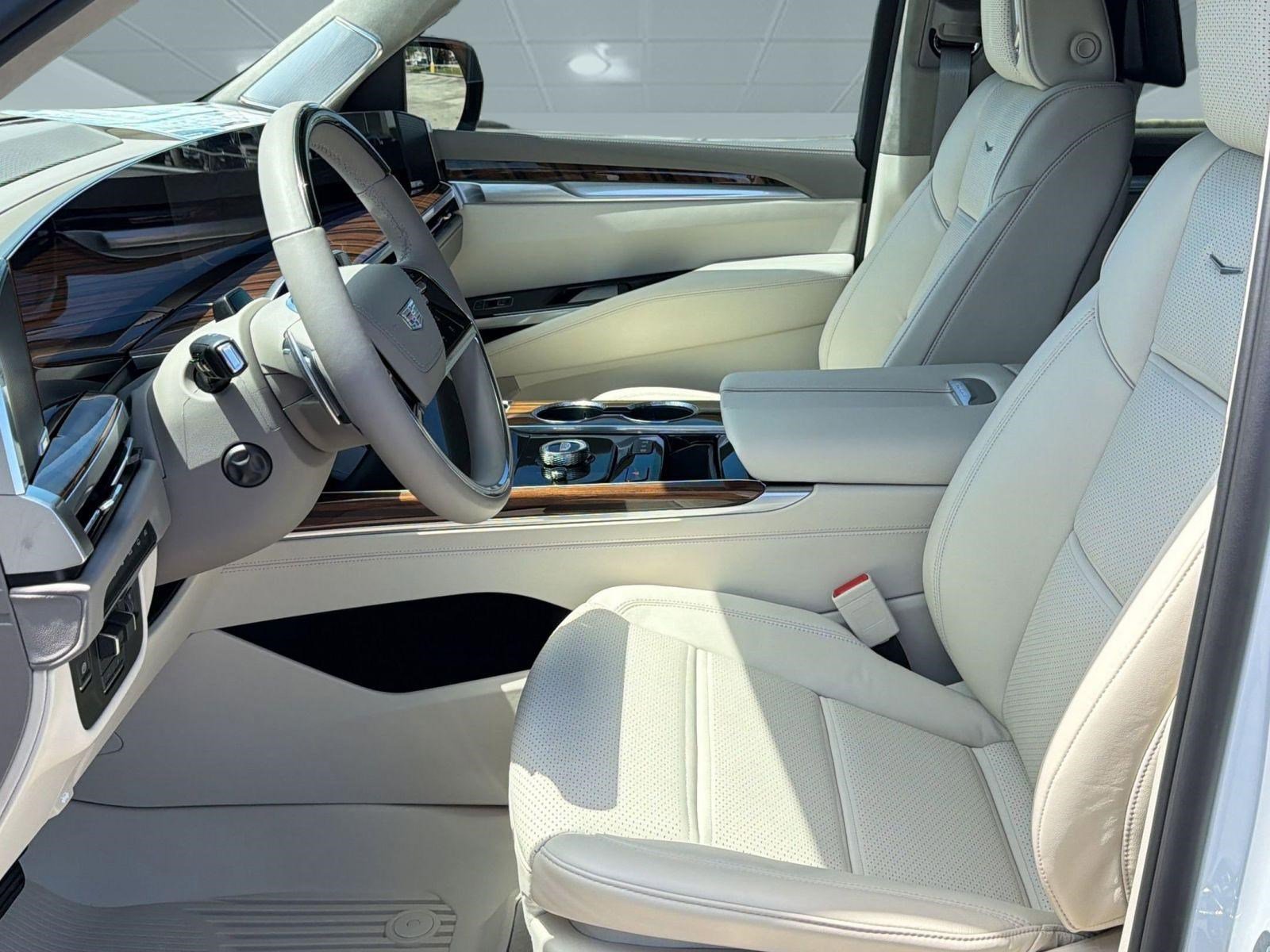 Certified 2026 Cadillac Escalade Platinum Sport w/ LPO, Floor Liner Package image 5