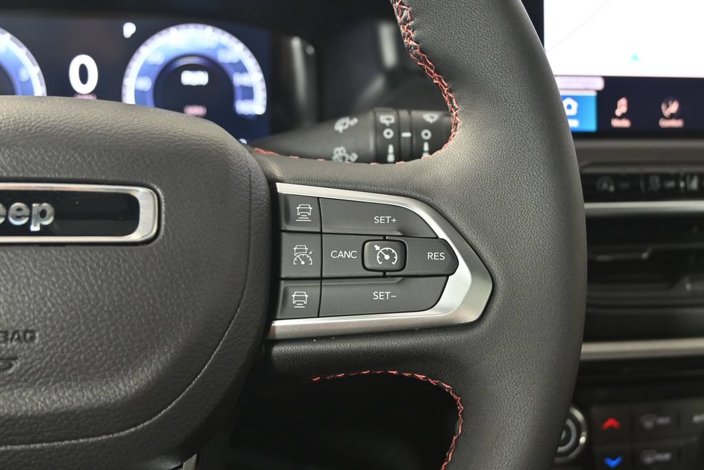 New 2026 Jeep Compass Trailhawk w/ Sun, Sound & Navigation Group AWD/4WD image 36