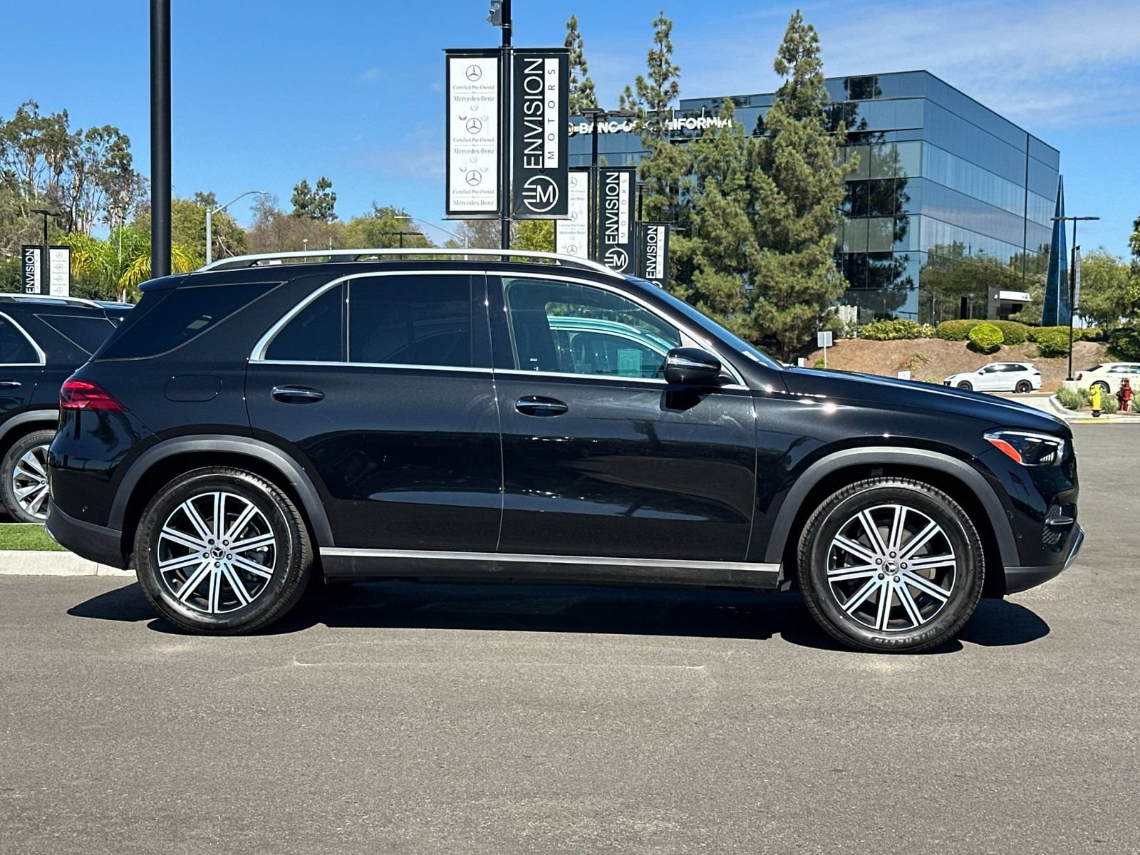 Certified 2026 Mercedes-Benz GLE 350 4MATIC image 2