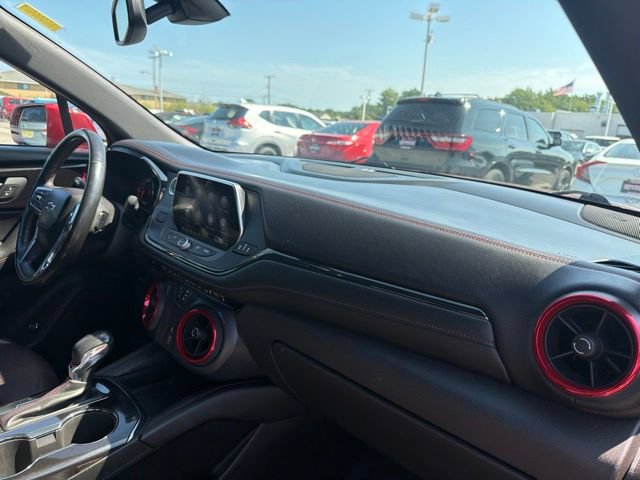 Used 2019 Chevrolet Blazer RS w/ Sun and Wheels Package AWD/4WD image 24