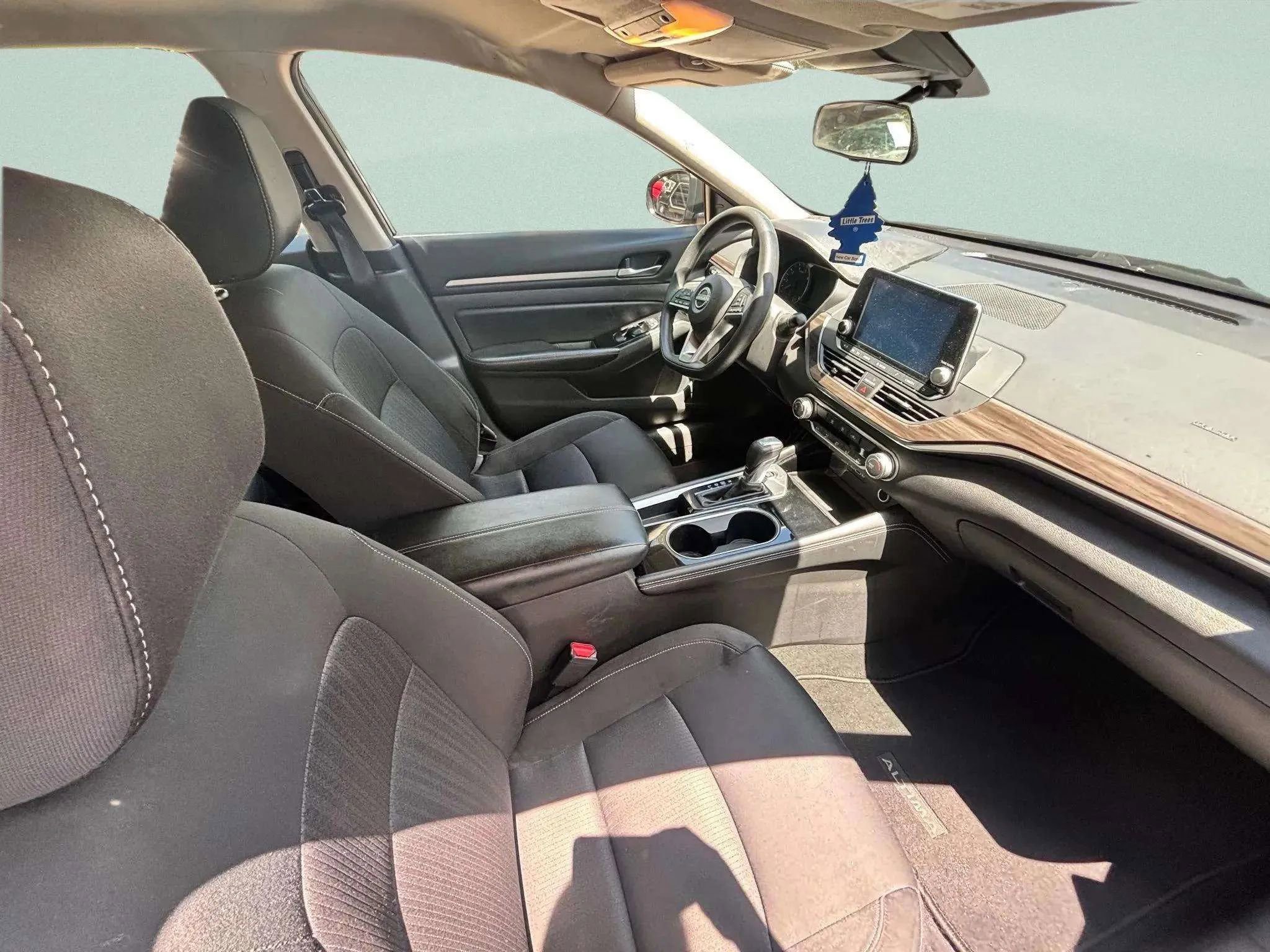 Used 2023 Nissan Altima 2.5 SV image 10