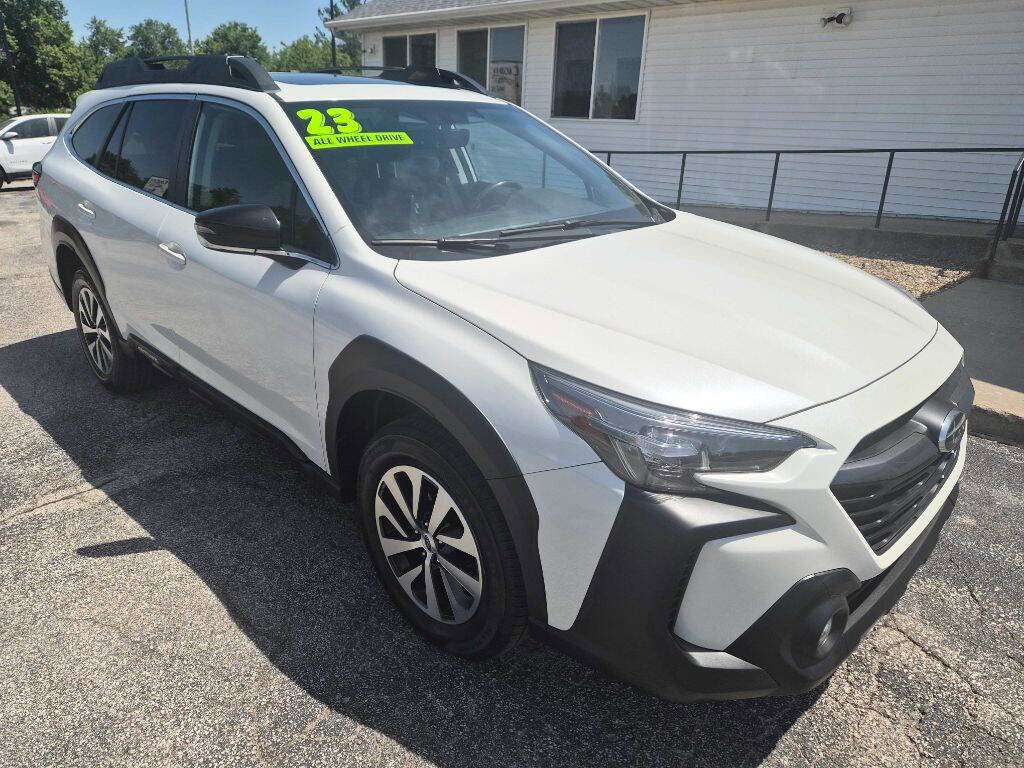 Used 2023 Subaru Outback Premium w/ Popular Package #1 AWD/4WD image 1
