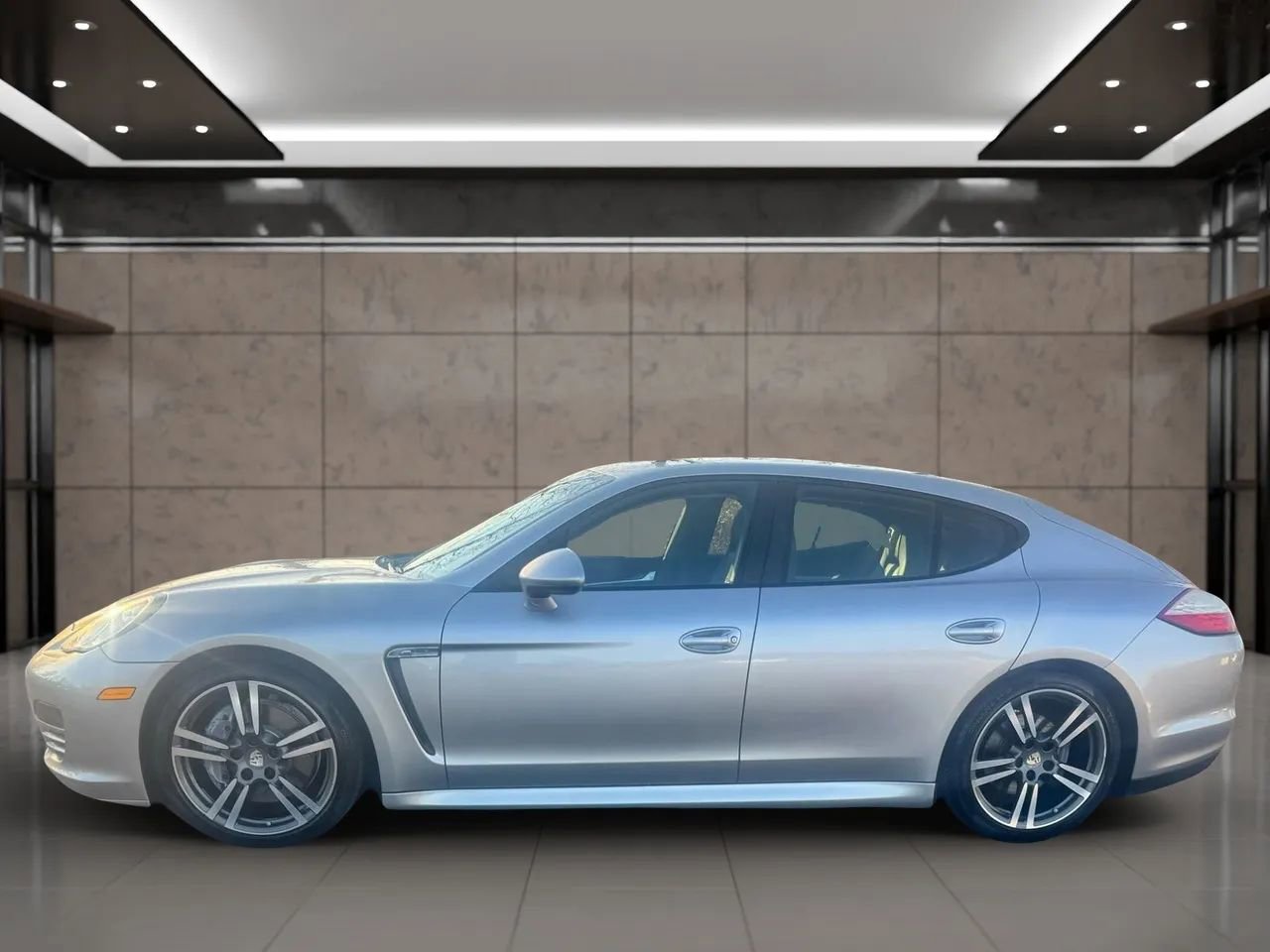 Used 2011 Porsche Panamera 4 image 9