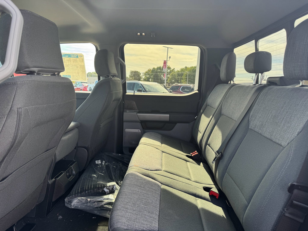 New 2026 Ford F250 XLT image 19