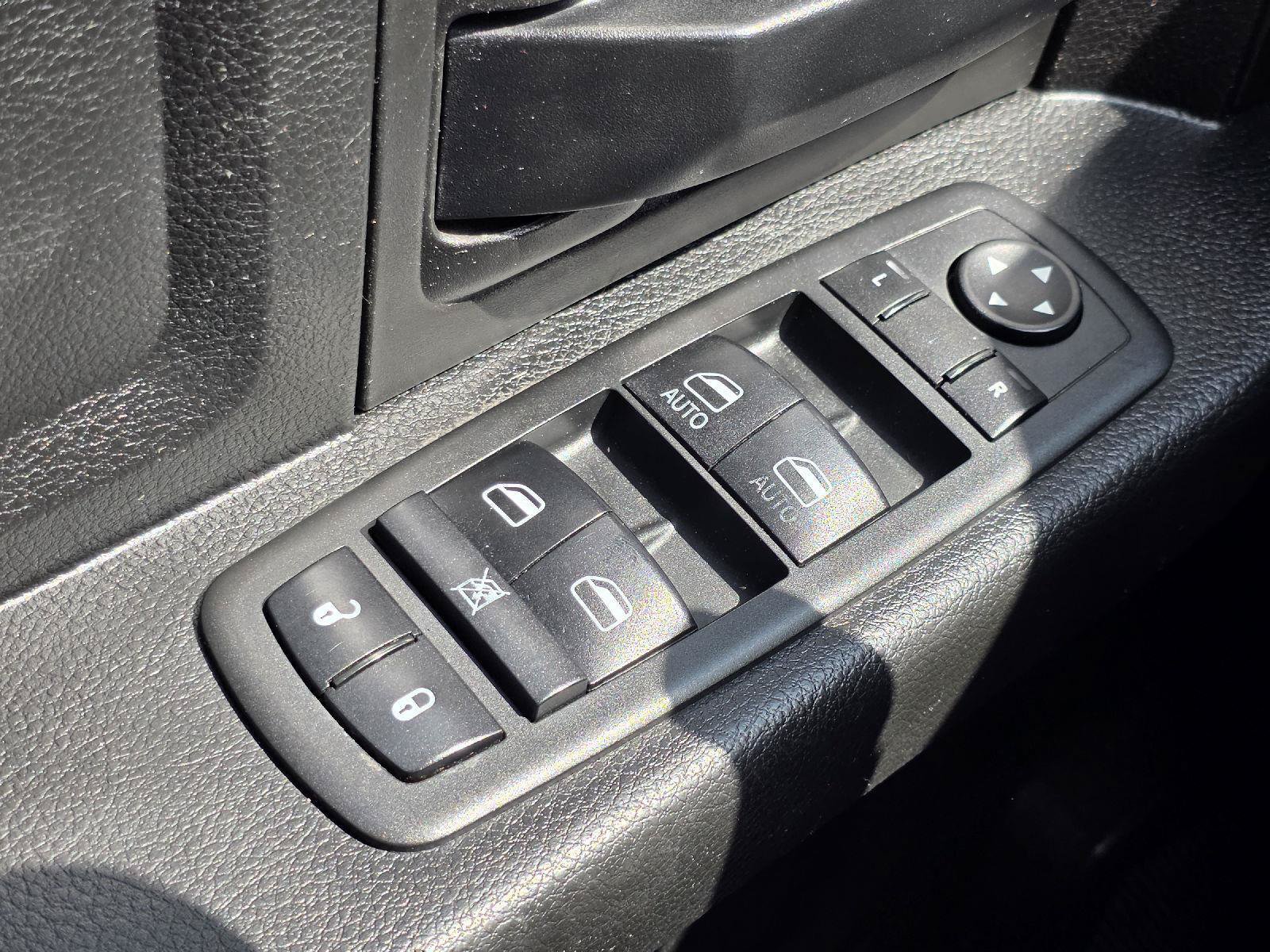 Used 2019 RAM 1500 Tradesman w/ Chrome Plus Package AWD/4WD image 9