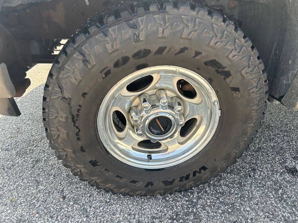 Used 2002 Ford Excursion Limited AWD/4WD image 9