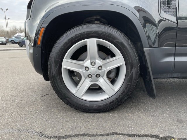 Used 2020 Land Rover Defender 110 S image 31