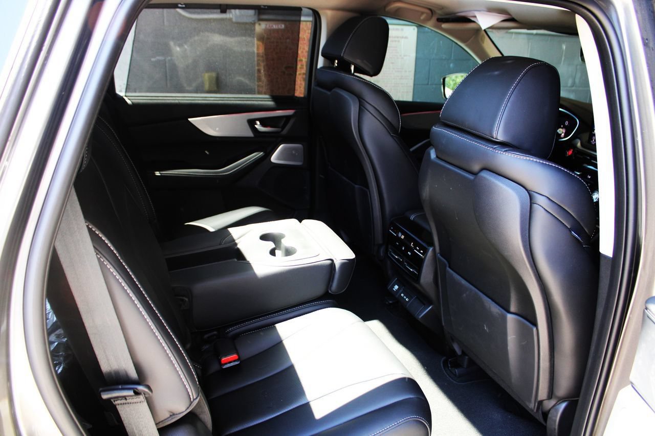 Used 2026 Acura MDX FWD image 15