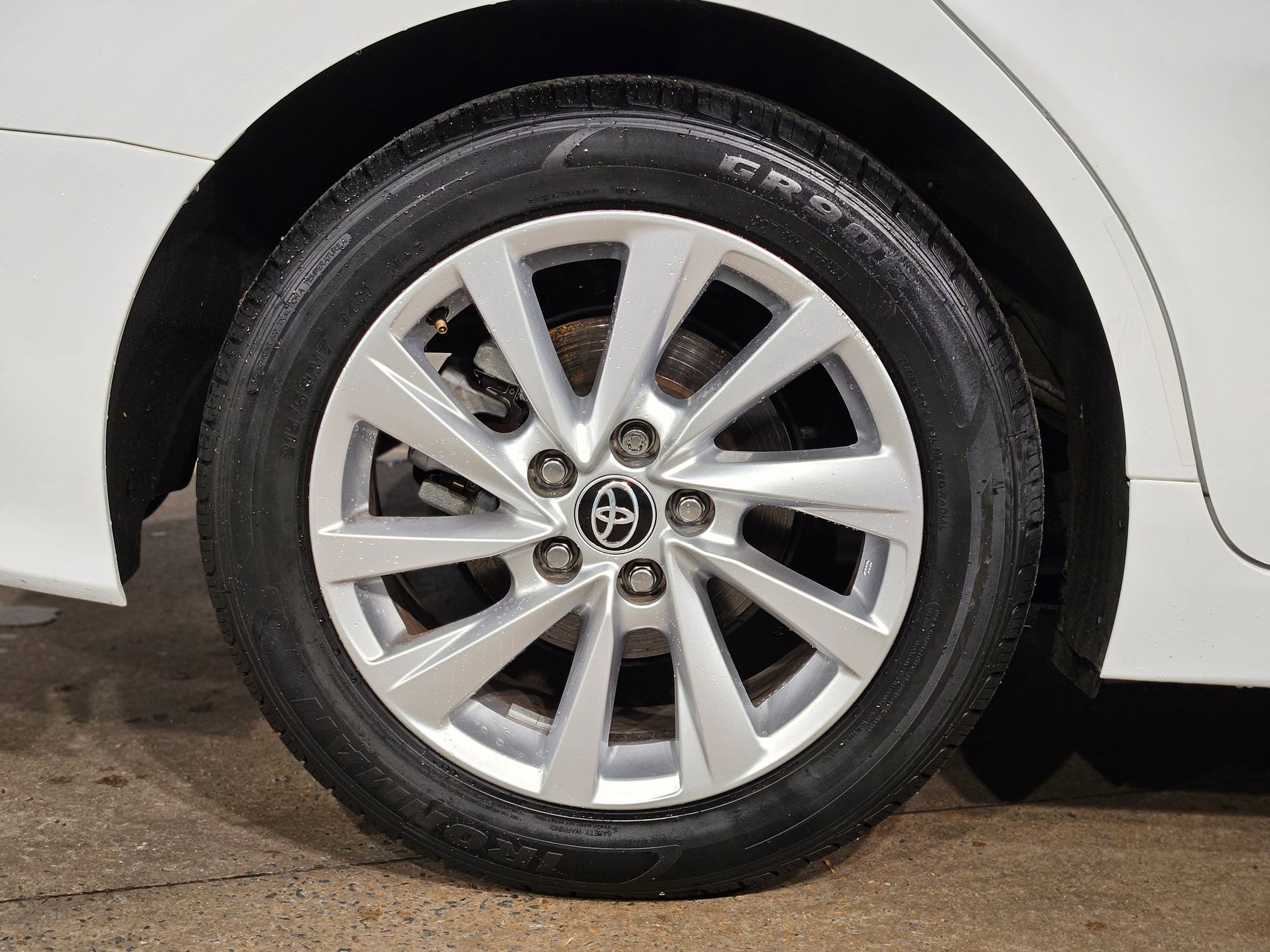 Used 2023 Toyota Camry LE image 17