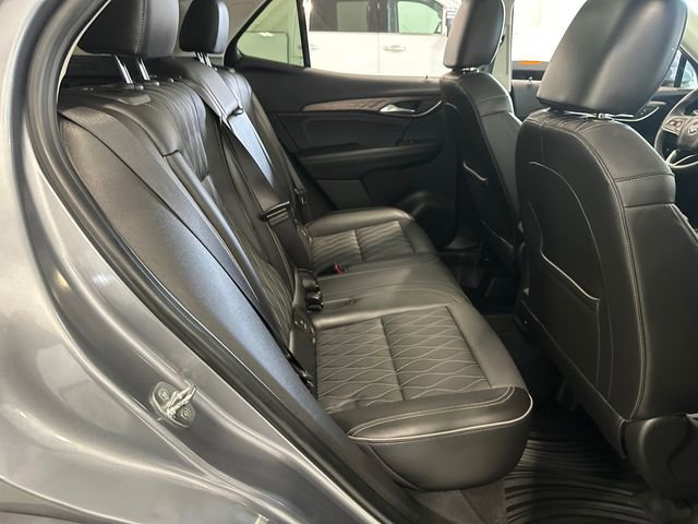Used 2022 Buick Envision Avenir w/ Premium Seat Package AWD/4WD image 37