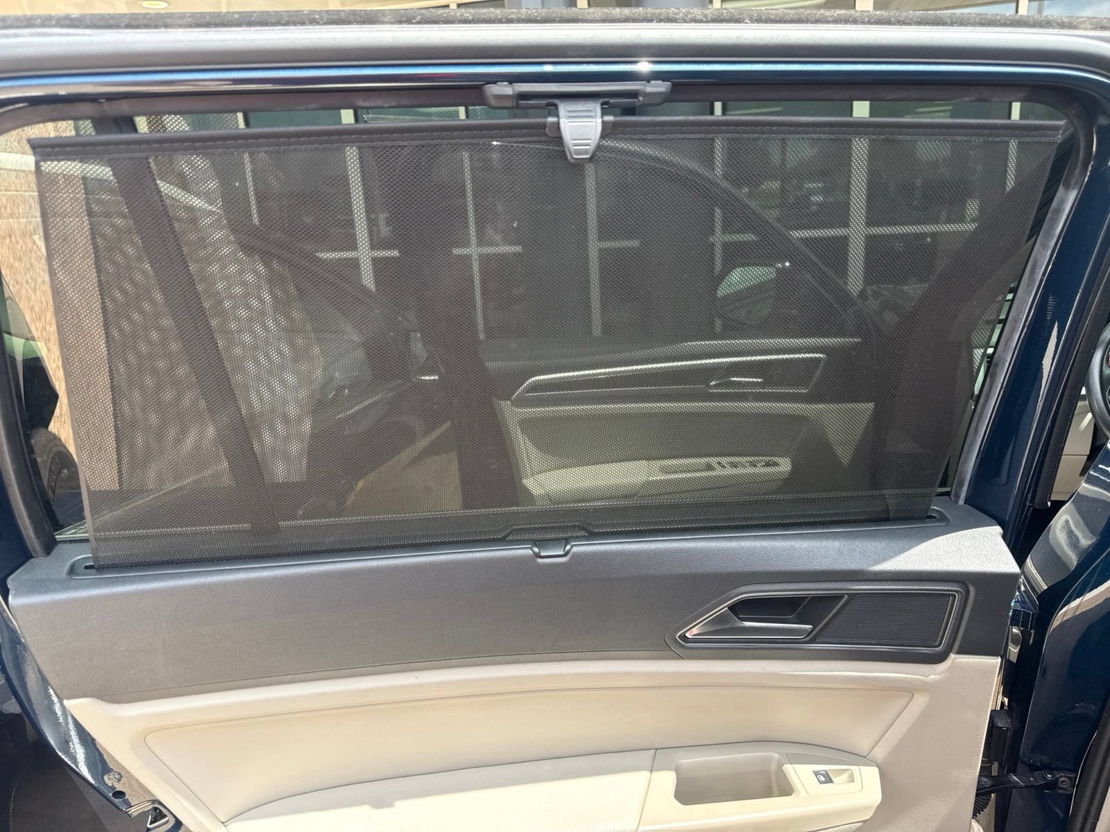 Used 2018 Volkswagen Atlas SE FWD image 17