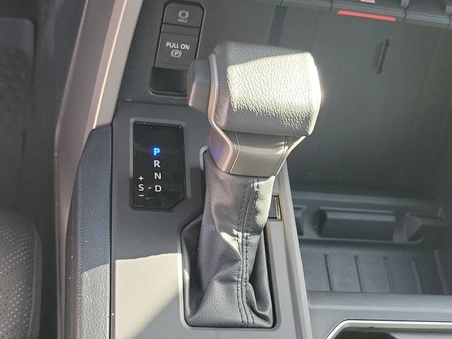 Used 2024 Toyota Tundra SR5 w/ SR5 Premium Package AWD/4WD image 29