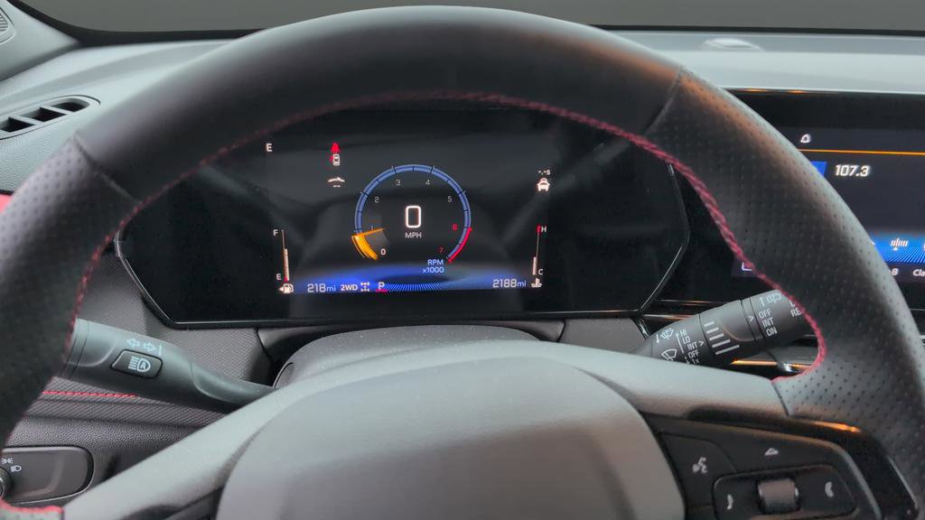 Used 2025 Chevrolet TrailBlazer RS w/ Convenience Package image 14