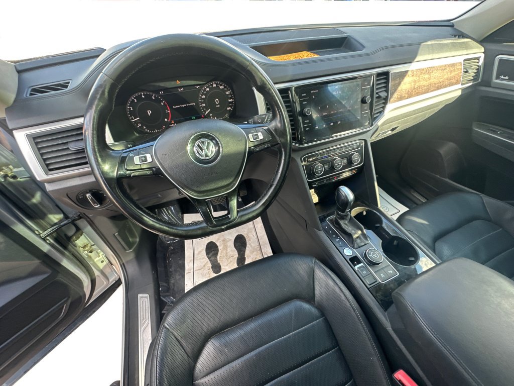 Used 2018 Volkswagen Atlas SEL Premium AWD/4WD image 32