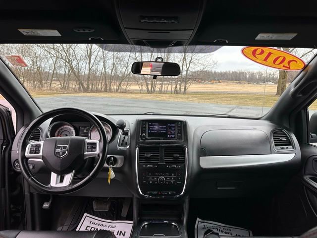Used 2019 Dodge Grand Caravan GT image 14