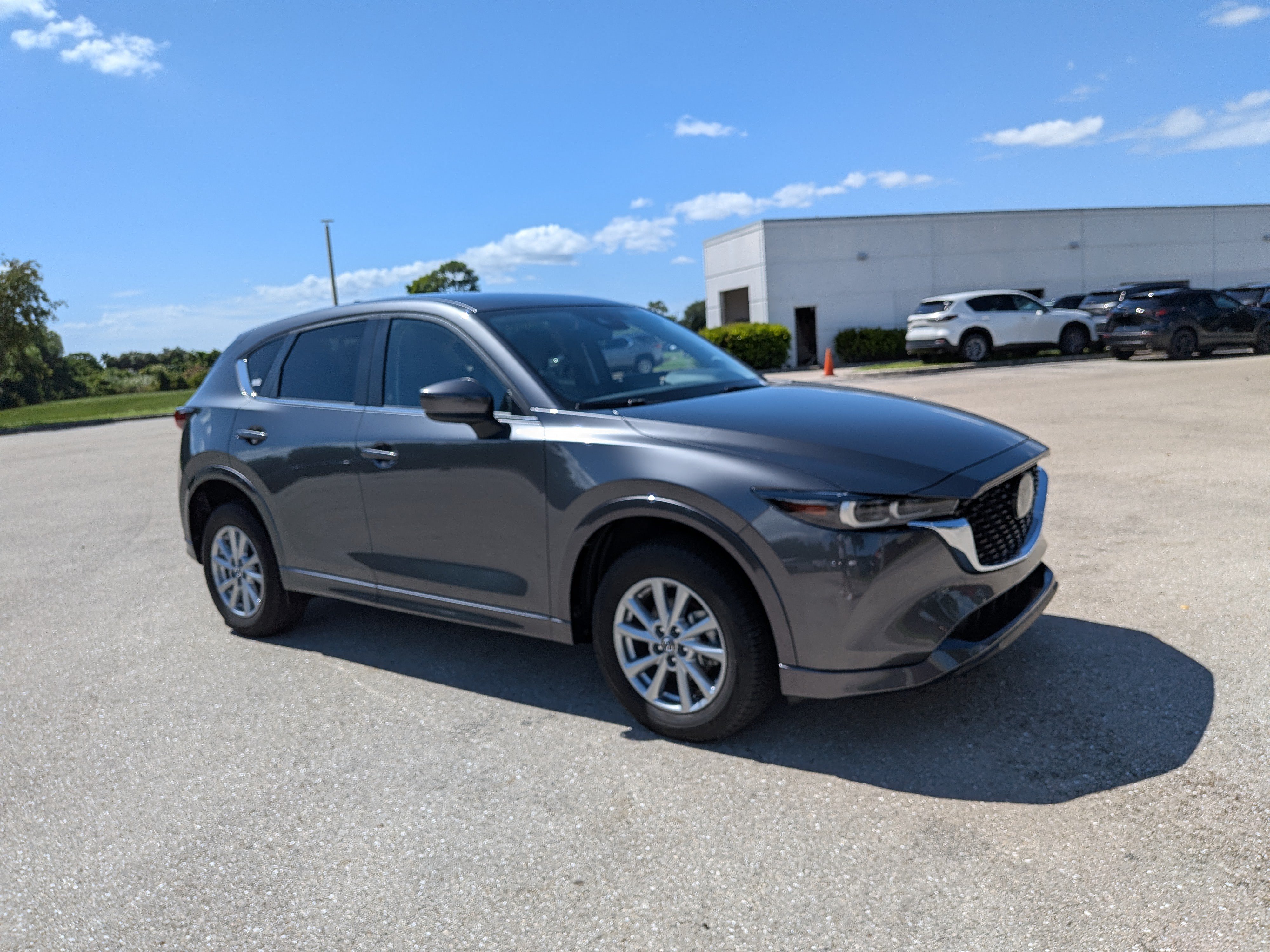 Used 2025 MAZDA CX-5 AWD 2.5 S w/ Select Package image 2