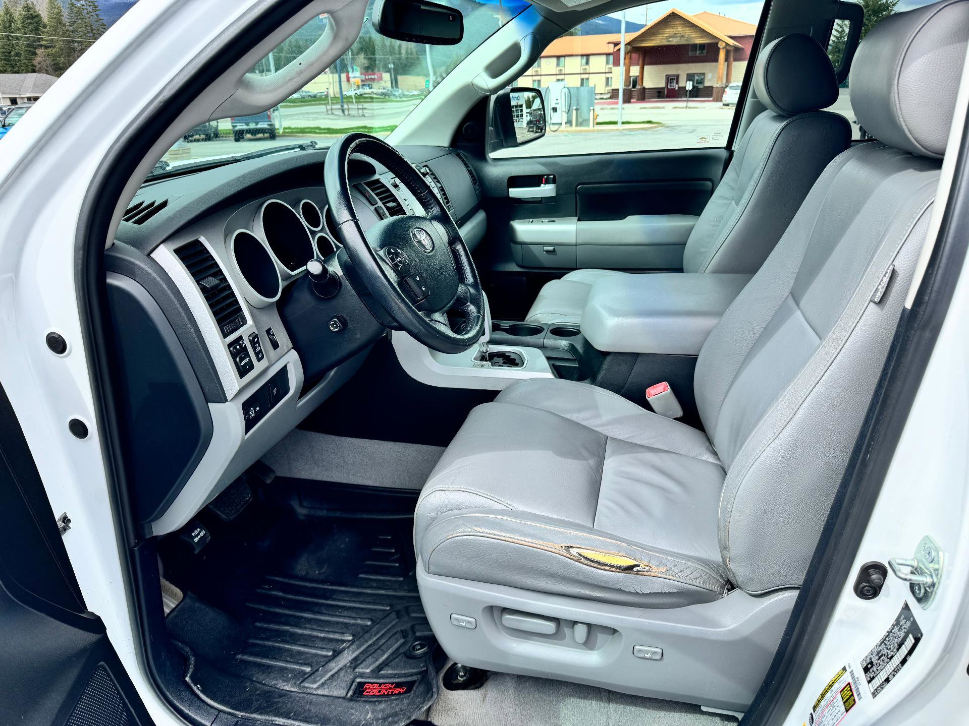 Used 2008 Toyota Tundra Limited AWD/4WD image 10