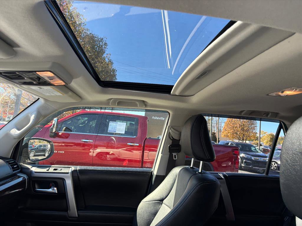 Used 2023 Toyota 4Runner Limited image 12