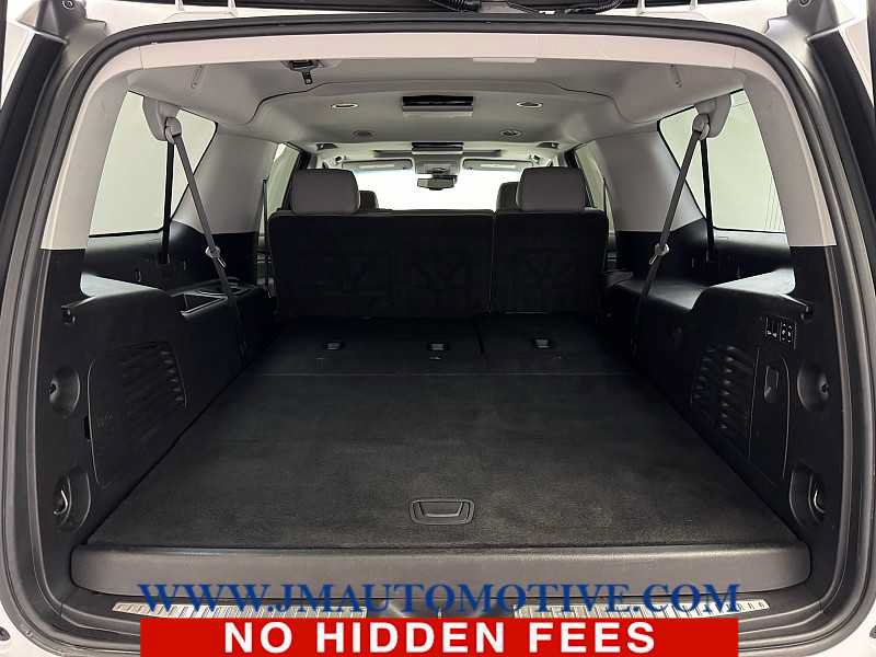 Used 2018 Chevrolet Suburban LT AWD/4WD image 19