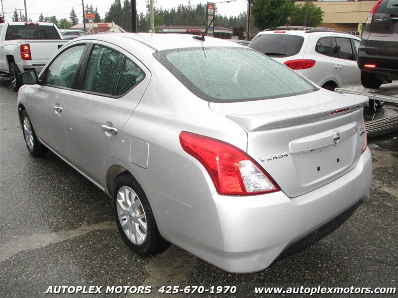 Used 2018 Nissan Versa SV w/ SV Special Edition Package FWD image 6