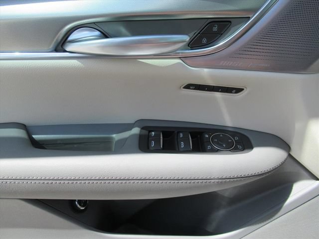 New 2026 Cadillac XT5 Premium Luxury w/ LPO, Floor Liner Package FWD image 19