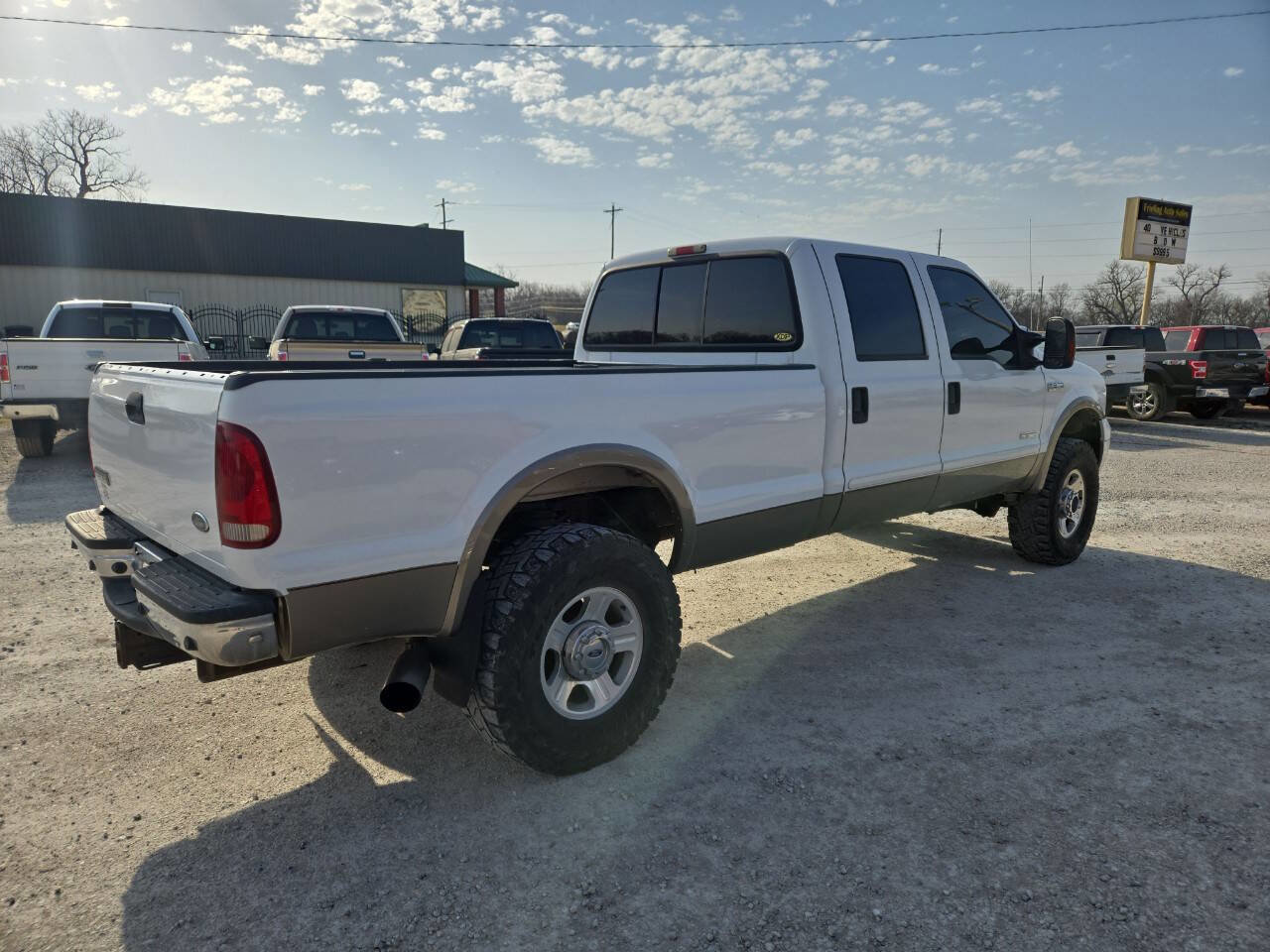Used 2005 Ford F350 Lariat image 6