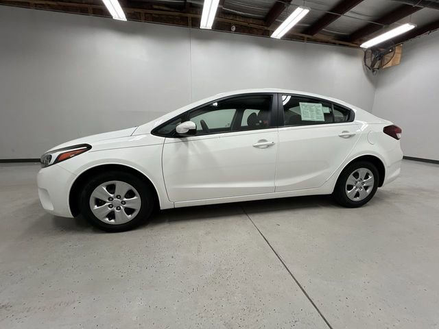 Used 2017 Kia Forte LX FWD image 5